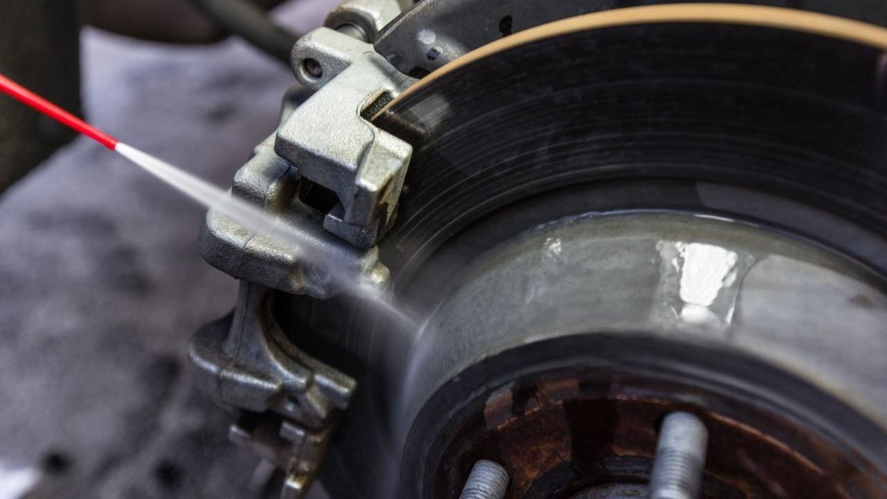 brake-cleaning-1