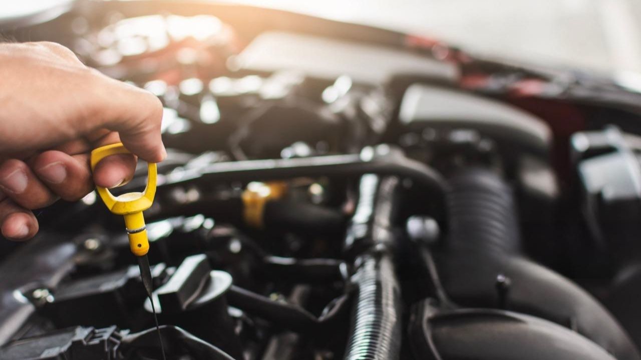 economic-motor-oil-3