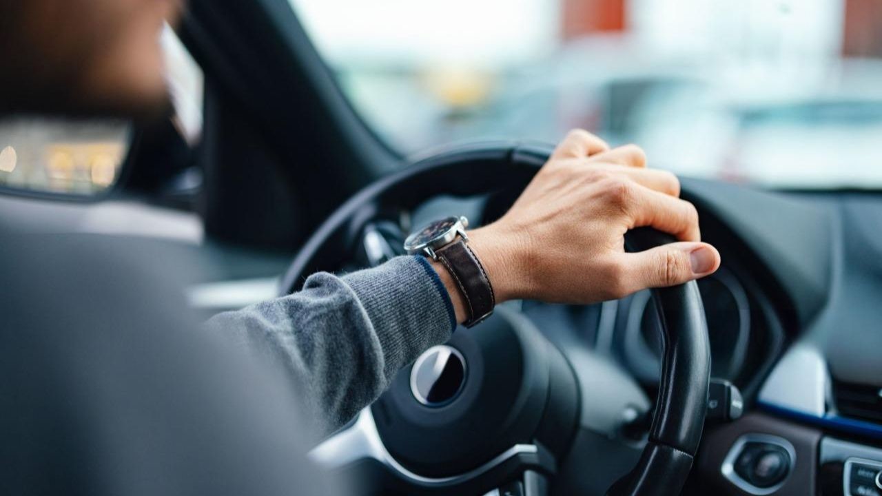 car-steering-wheel-problem-1
