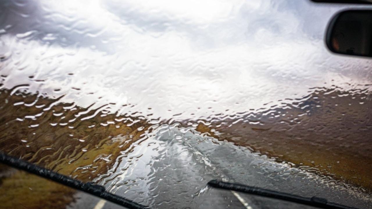 wiper-blades-car-materials-1