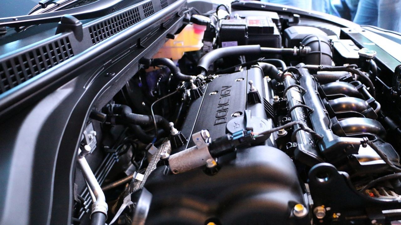how-often-change-motor-oil-2