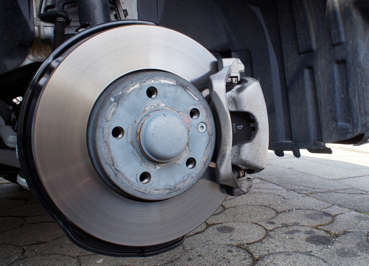 brake-system-2173372_1280