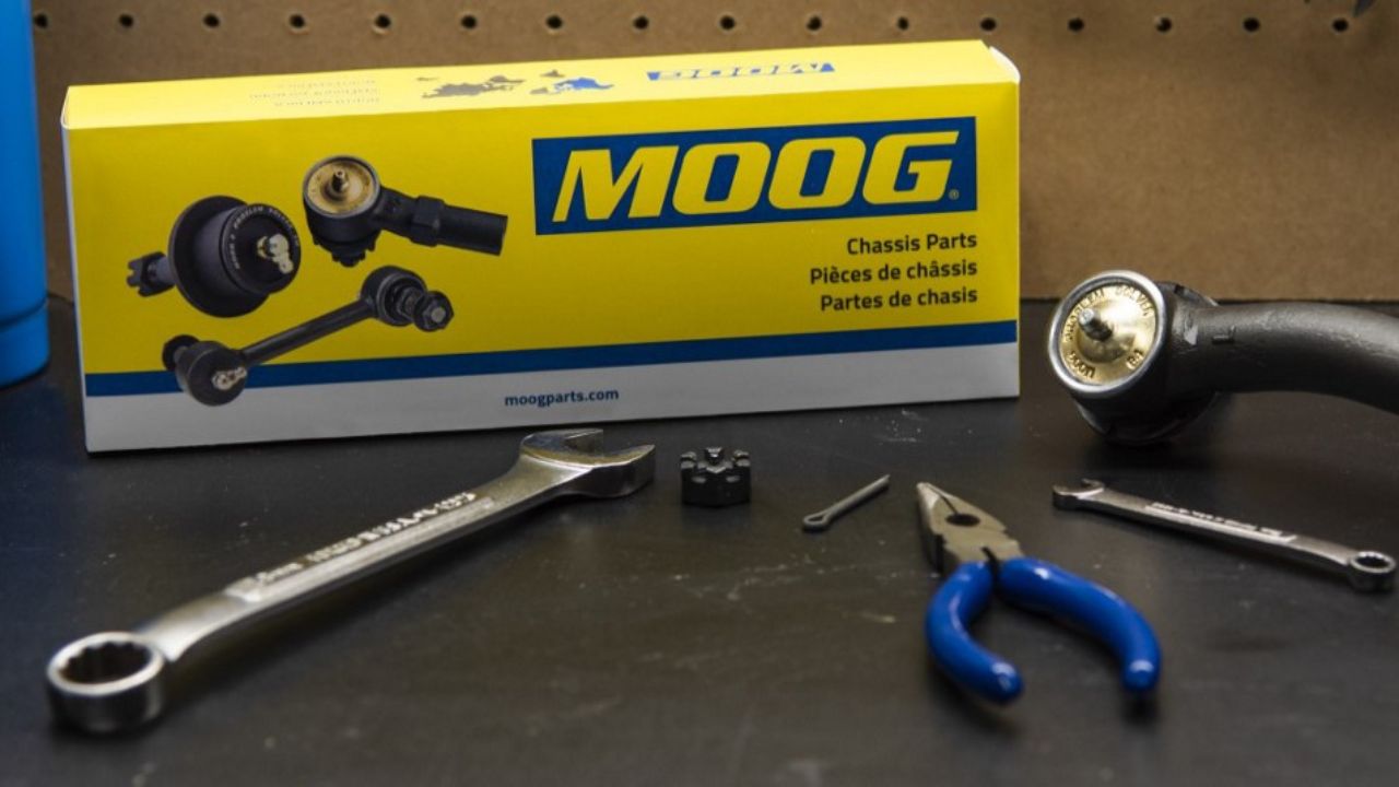 moog-1