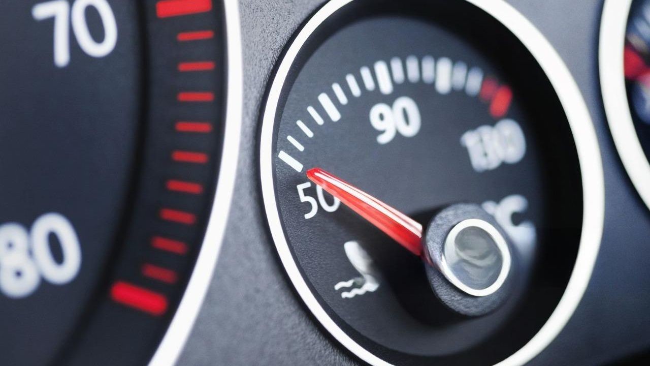 car-thermostat-fixing-2