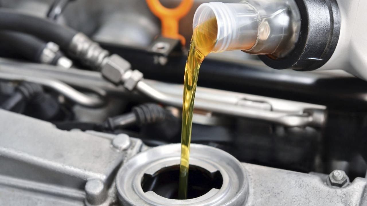 synt-motor-oil-1