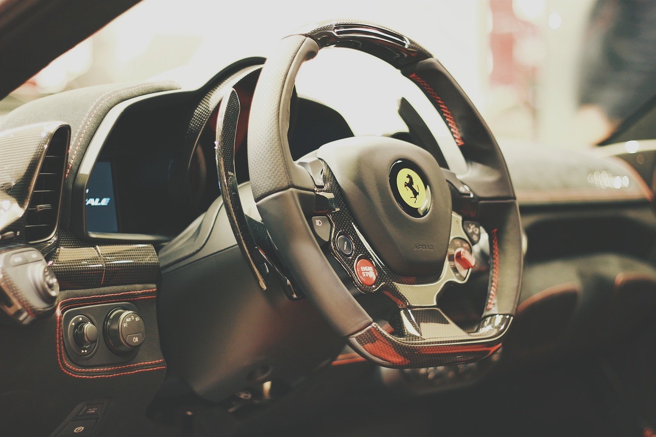 car-steering-wheel-broken-3