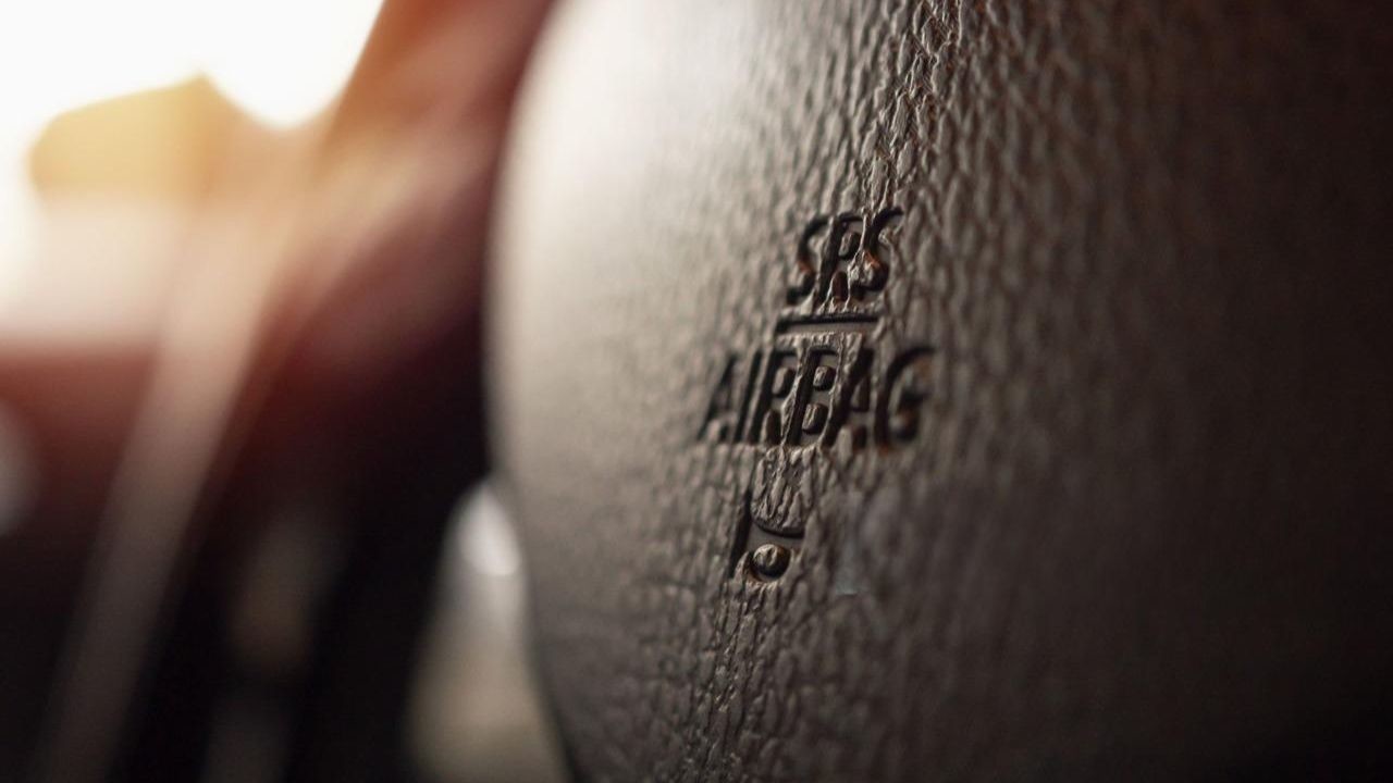 car-srs-airbag-1