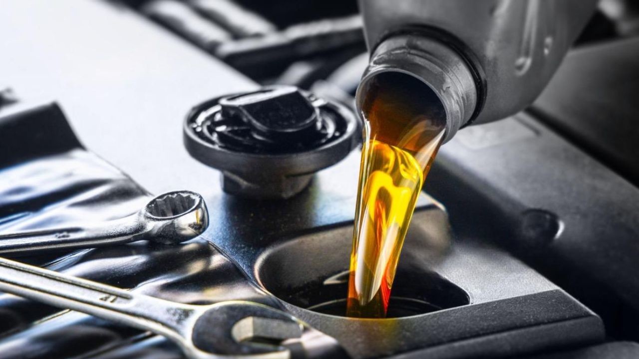 fuel-motor-oil-combo-3