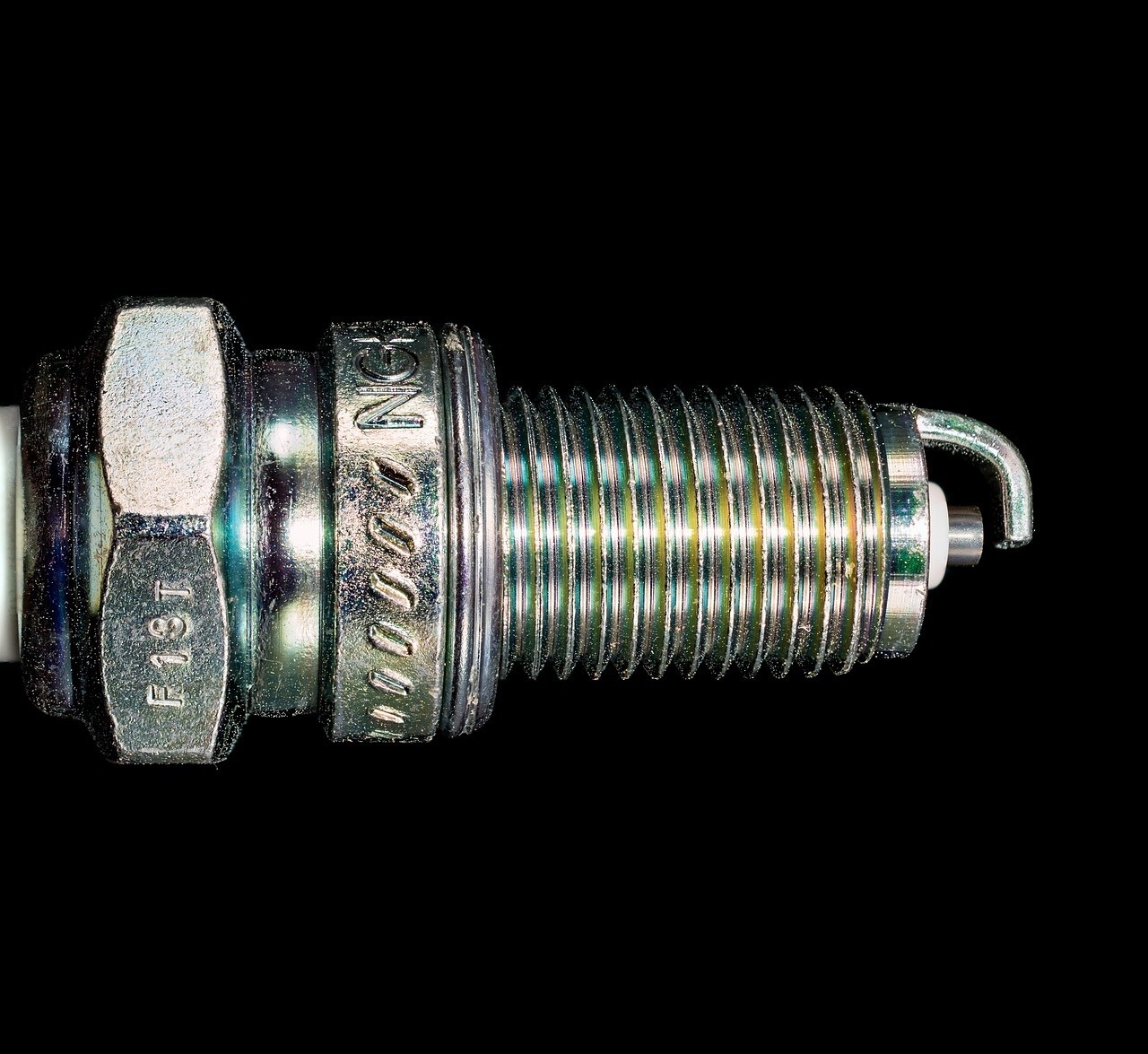 spark-plug-269733_1280