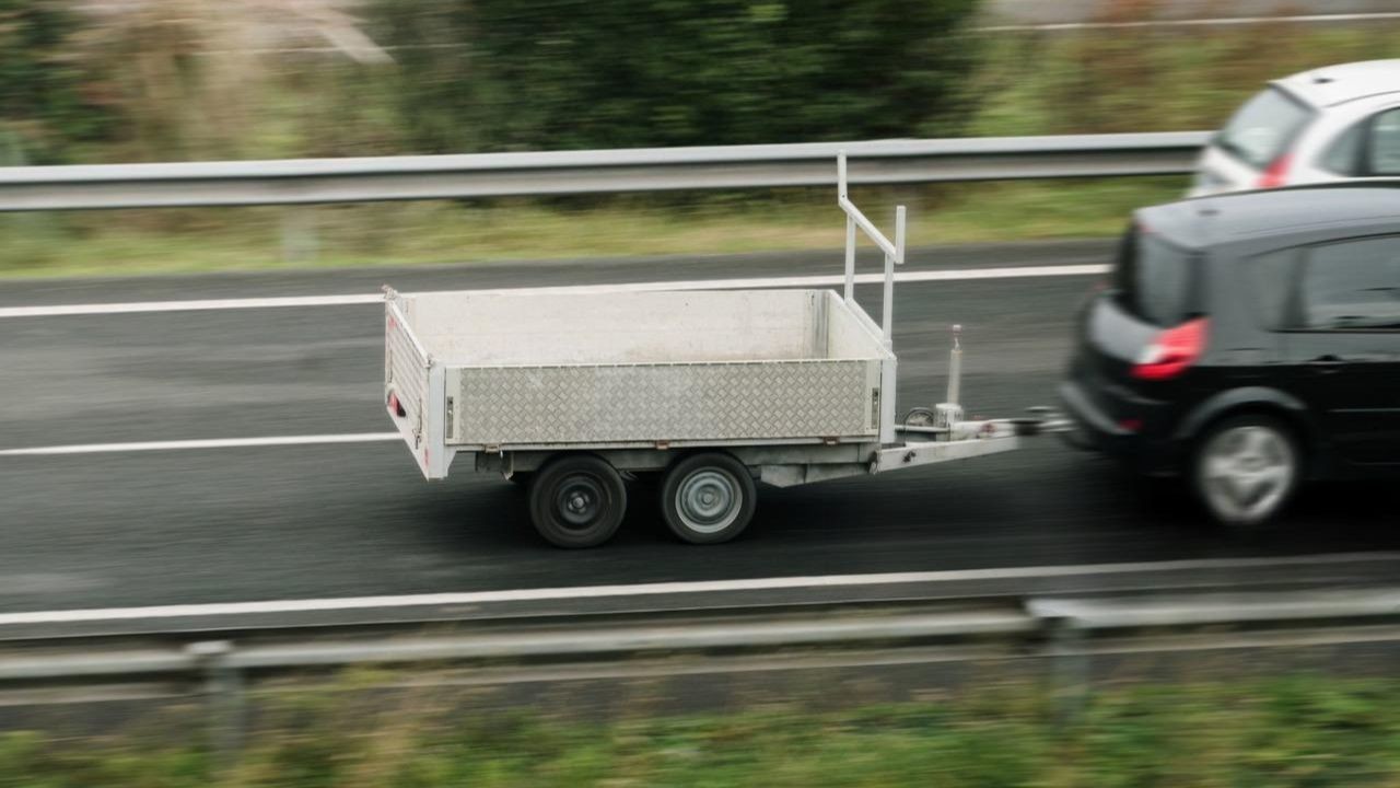 car-trailer-1