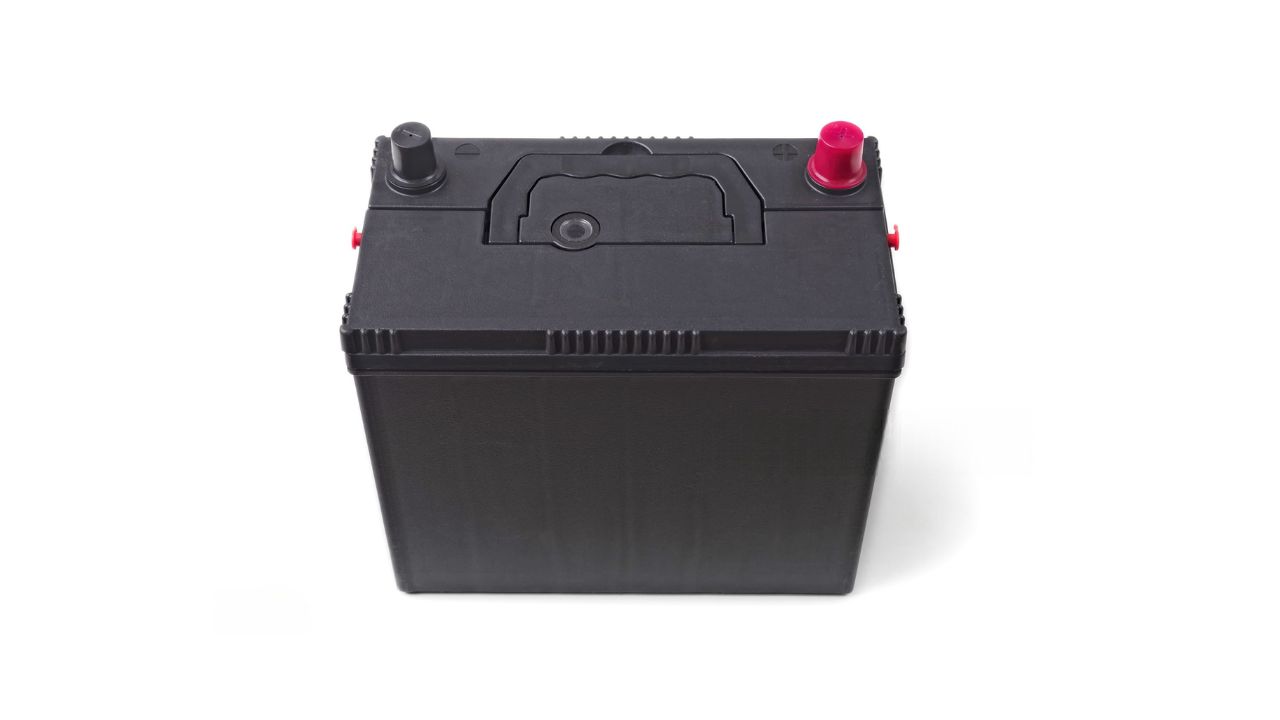 car-auxiliary-battery-3