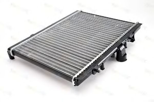 Радиатор, охлаждение двигателя THERMOTEC D7P045TT - Фото 1