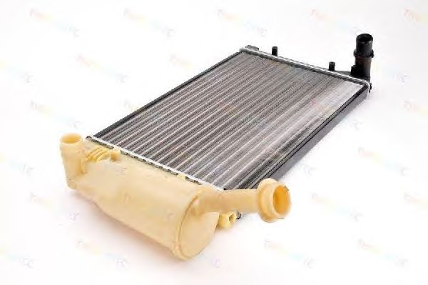 Радіатор, охолодження двигуна THERMOTEC D7F010TT - Фото 2