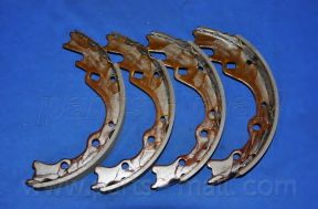 Тормозные колодки PARTS-MALL PLB-002 - Фото 1