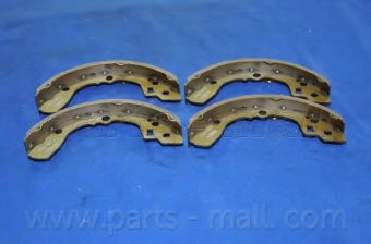 Тормозные колодки PARTS-MALL PLB-018 - Фото 1