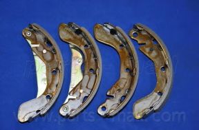 Тормозные колодки PARTS-MALL PLC-004 - Фото 1