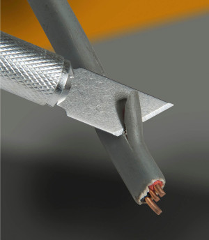 Набор скальпелей Hobby с двумя рукоятками и 12-ю различными лезвиями STANLEY STHT0-73872 - Фото 9