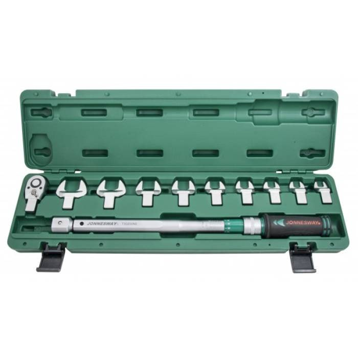 Динамометрический ключ Jonnesway T30200NS (40-200 Н*м, 1/2") + 9 сменных насадок (13-30 мм)
