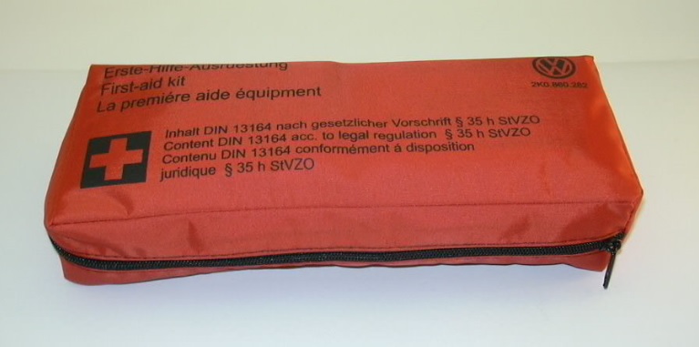 Аптечка автомобильная VAG 2K0860282, Евростандарт (din13164)