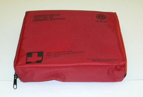 Аптечка автомобильная VAG 3C0860282, Евростандарт (din13164)