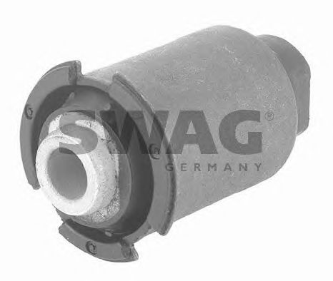 Сайлентблок важеля SWAG 10 60 0028