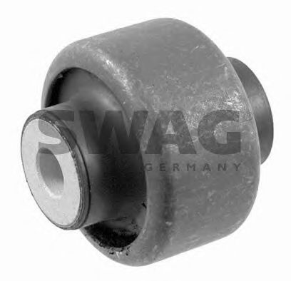 Сайлентблок рычага SWAG 10 92 1852