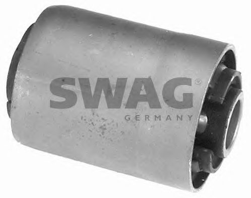Сайлентблок рычага SWAG 55 79 0010