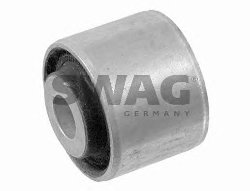 Сайлентблок рычага SWAG 32 60 0003