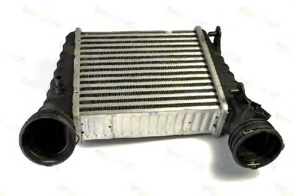 Интеркулер THERMOTEC DAW004TT
