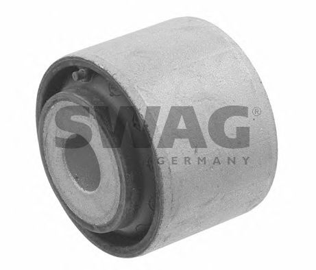 Сайлентблок рычага SWAG 10 93 0643
