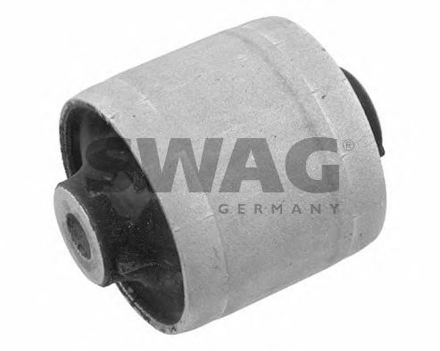 Сайлентблок рычага SWAG 30 92 9346