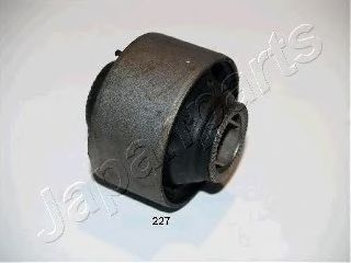 Кронштейн сайлентблока JAPANPARTS RU-227