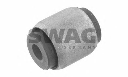 Сайлентблок важеля SWAG 30 93 0902