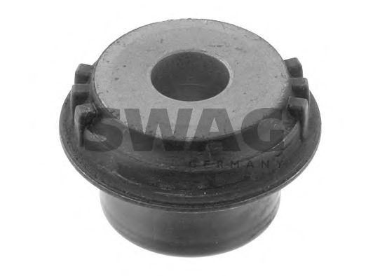 Сайлентблок важеля SWAG 10 93 6167
