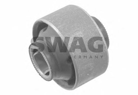 Сайлентблок рычага SWAG 81 93 1106
