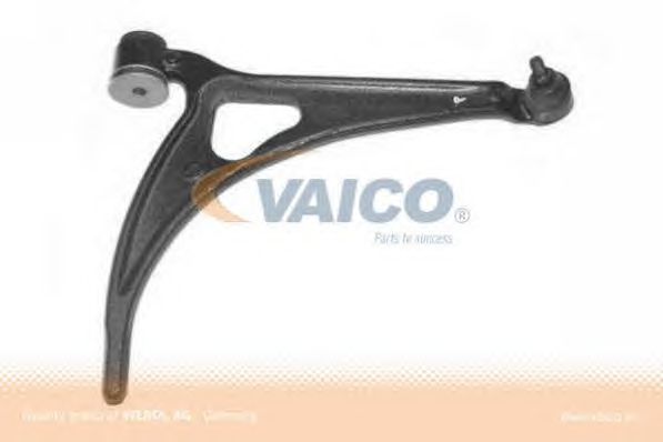 Рычаг подвески VAICO V10-7233