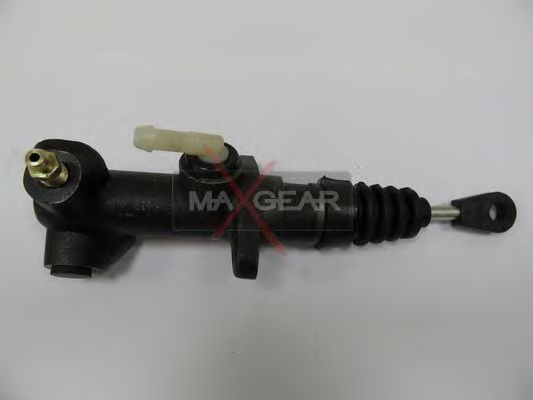 Главный цилиндр сцепления MAXGEAR 46-0025