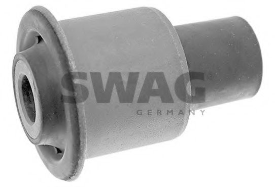 Сайлентблок рычага SWAG 82 94 2499