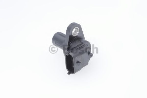 Датчик положения распредвала BOSCH 0 232 103 070