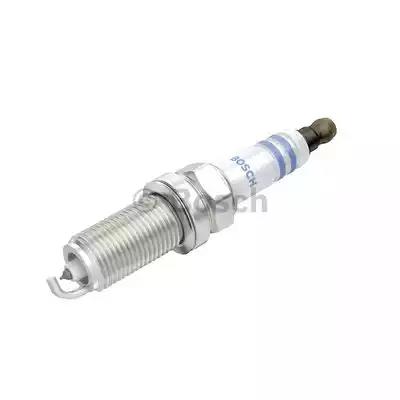 Свеча зажигания BOSCH 0 242 235 769 Двойная платина
