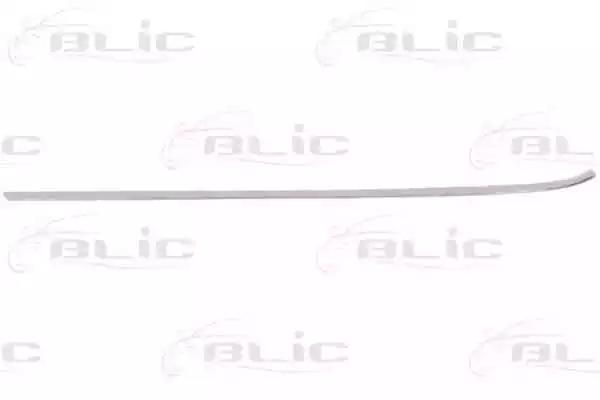 Накладка бампера BLIC 5703-05-3517971P