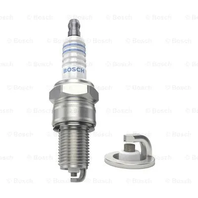 Свеча зажигания BOSCH 0 242 235 909 Super Plus - Фото 2